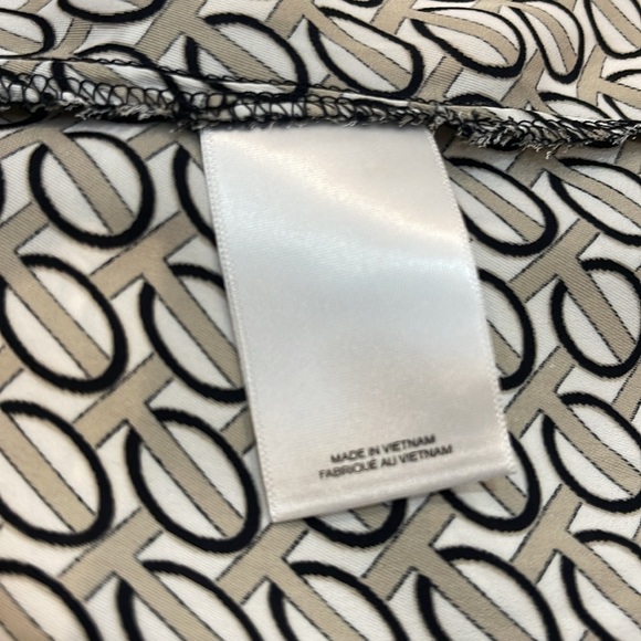 Express Long Sleeve Blouse Size M 100% Poliéster - Picture 9 of 9